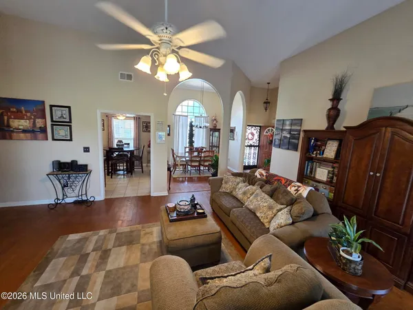 $292,000 | 4771 Derby Drive, Southaven, MS 38671