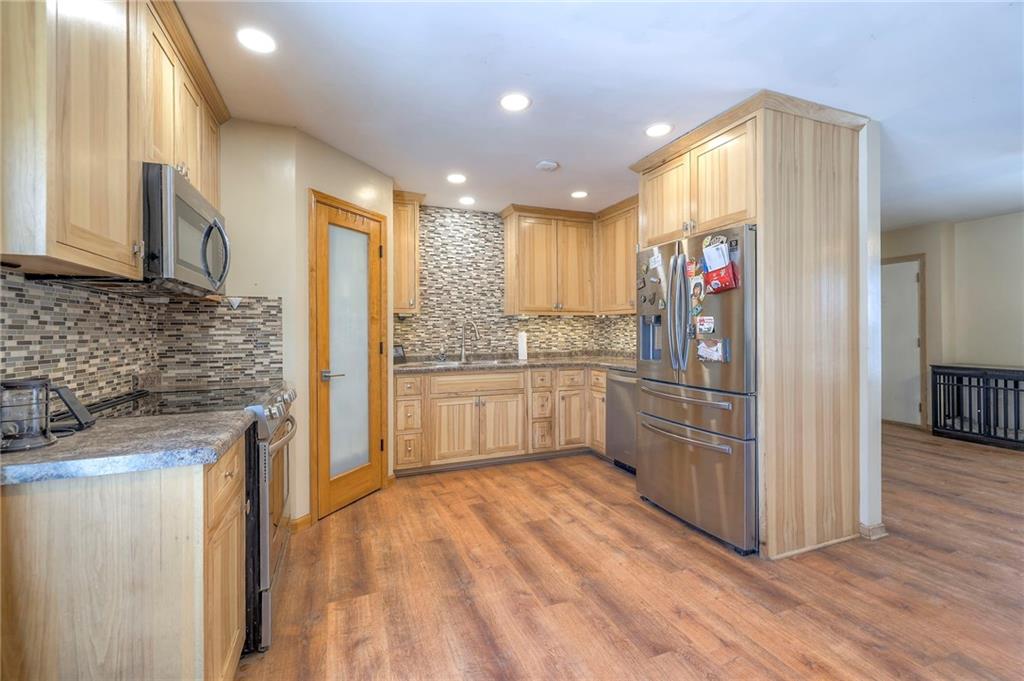 402 Prairie Lane Belton, MO 64012 - Photo 15 of 26