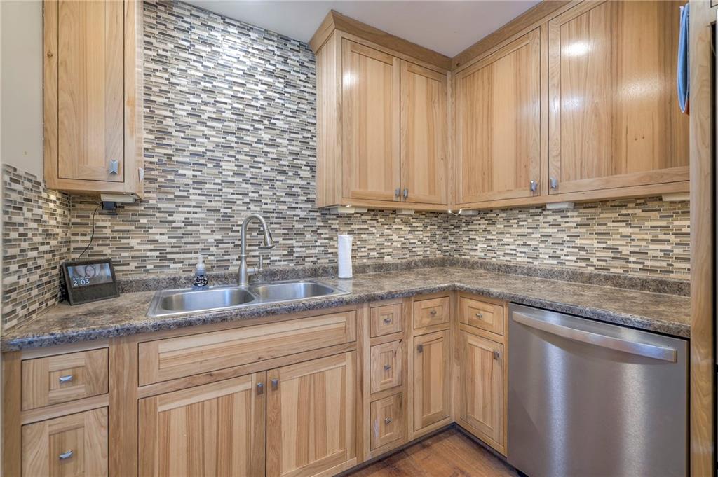 402 Prairie Lane Belton, MO 64012 - Photo 18 of 26