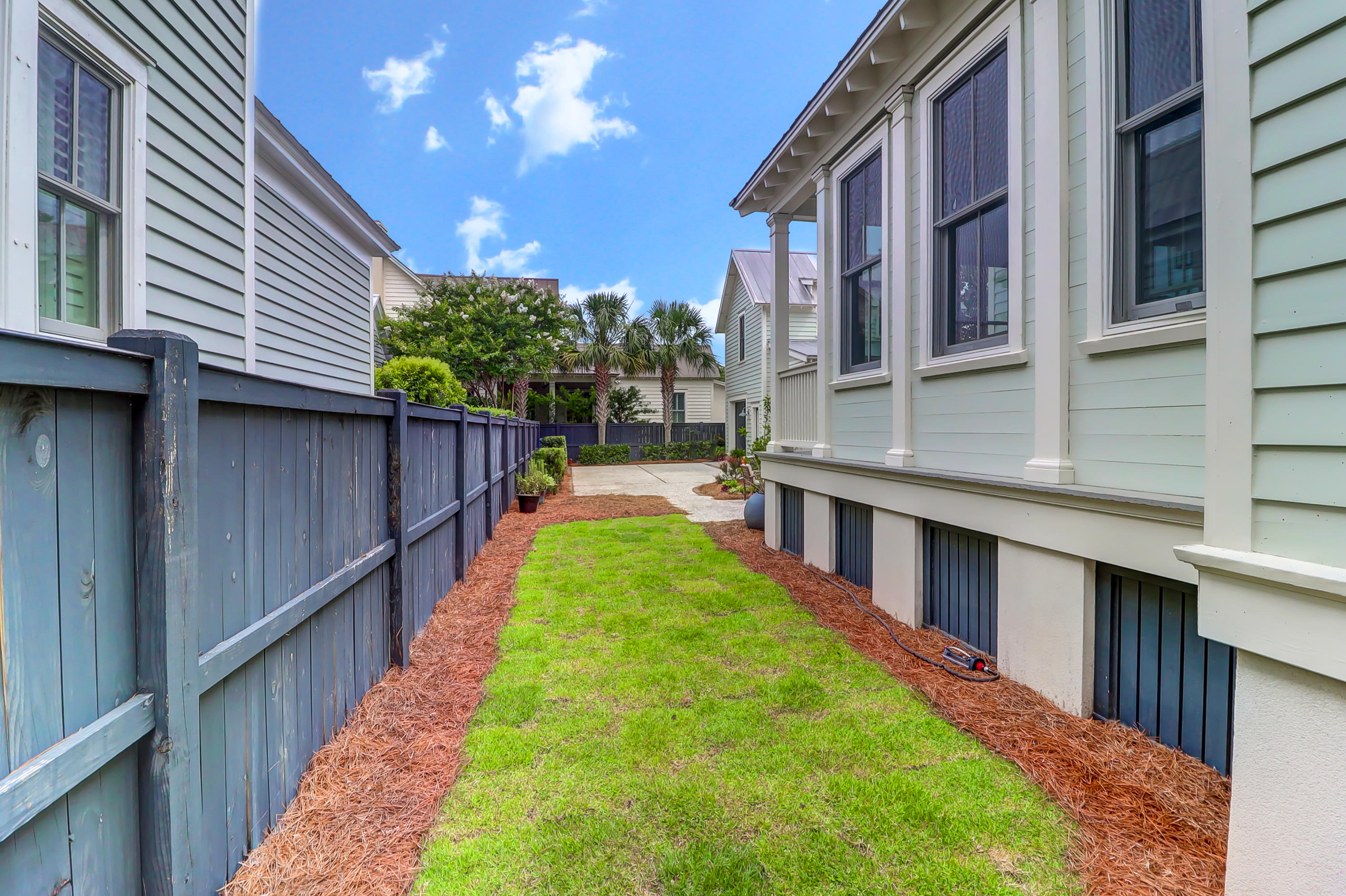 8 Perseverance Street Mount Pleasant, SC 29464 - Photo 44 of 46 Side Yard