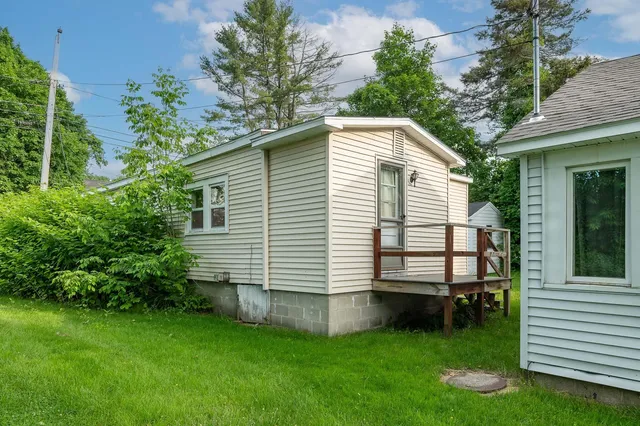 $478,000 | 3 Dodge Street, Rochester, NH 03867