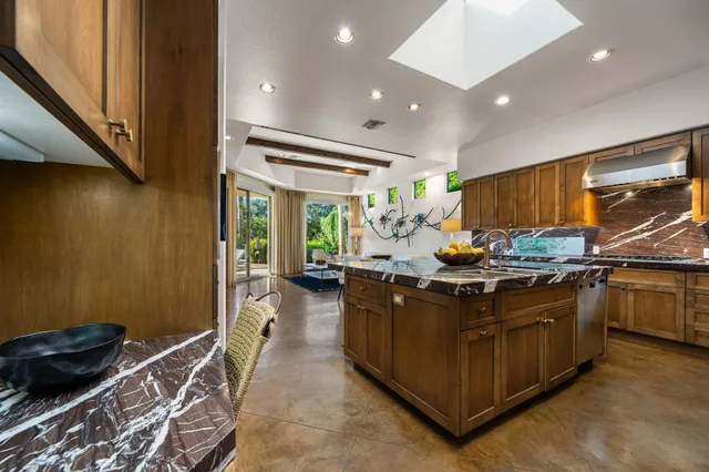 $2,580,000 | 103 Waterford Circle, Rancho Mirage, CA 92270