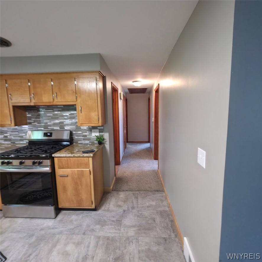 21 East And West Road West Seneca, NY 14224 - Photo 6 of 23