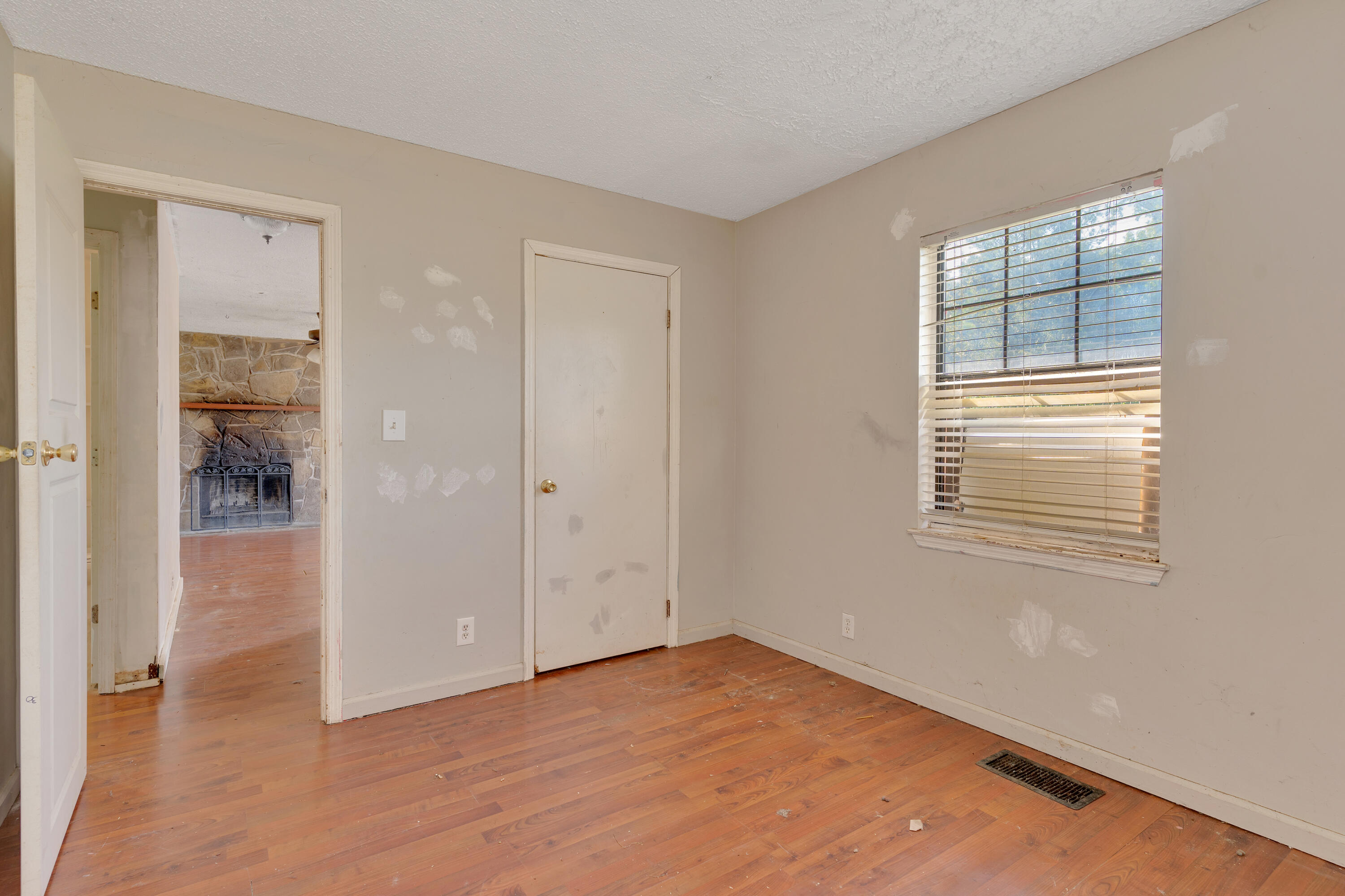 5111 Mark Brown Road Northeast Dalton, GA 30721 - Photo 18 of 26 5111-Mark-Browd-Rd-NE-High-Res-Photos-15