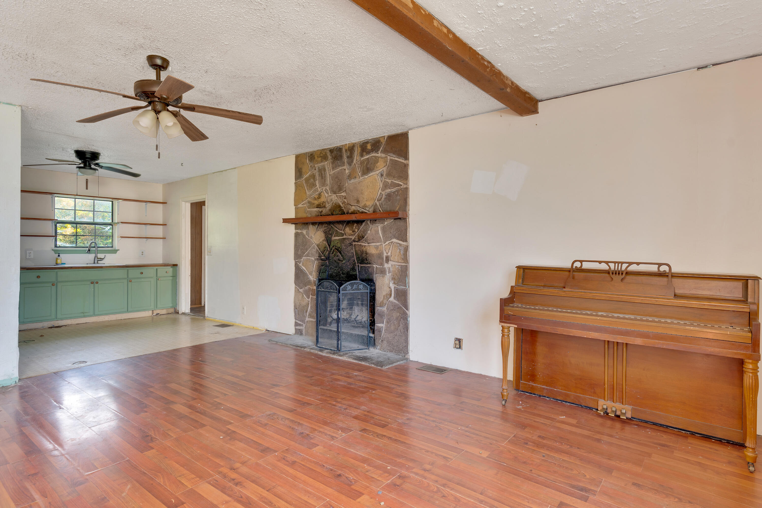 5111 Mark Brown Road Northeast Dalton, GA 30721 - Photo 19 of 26 5111-Mark-Browd-Rd-NE-High-Res-Photos-16