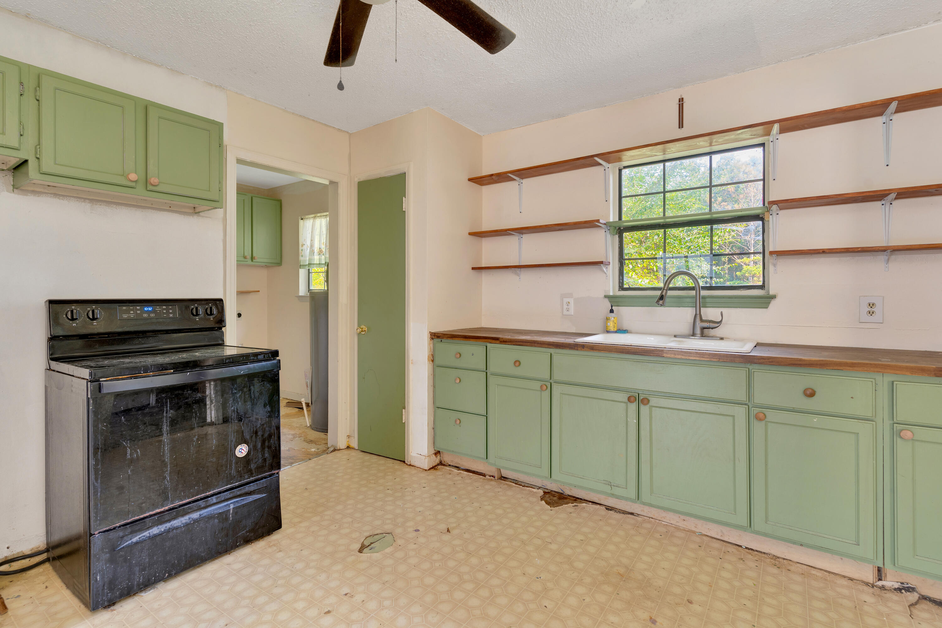 5111 Mark Brown Road Northeast Dalton, GA 30721 - Photo 22 of 26 5111-Mark-Browd-Rd-NE-High-Res-Photos-19