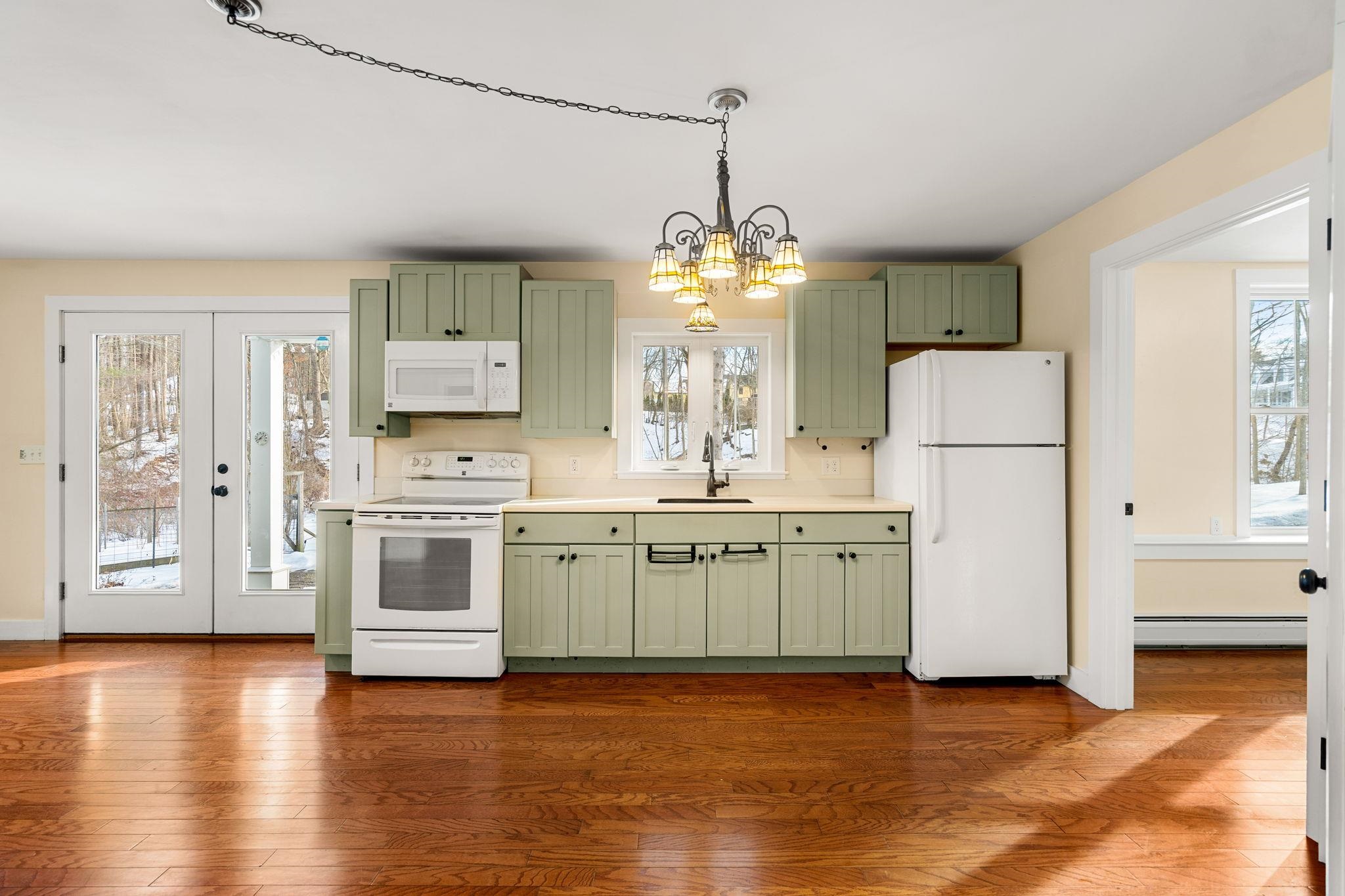 345 Washington Street Dover, NH 03820 - Photo 38 of 51