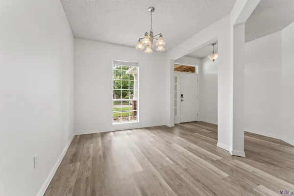 $259,000 | 20147 Bur Oak Drive, Zachary, LA 70791