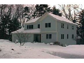 21 Bennington Road Nashua, NH 03064 - Photo 2 of 5