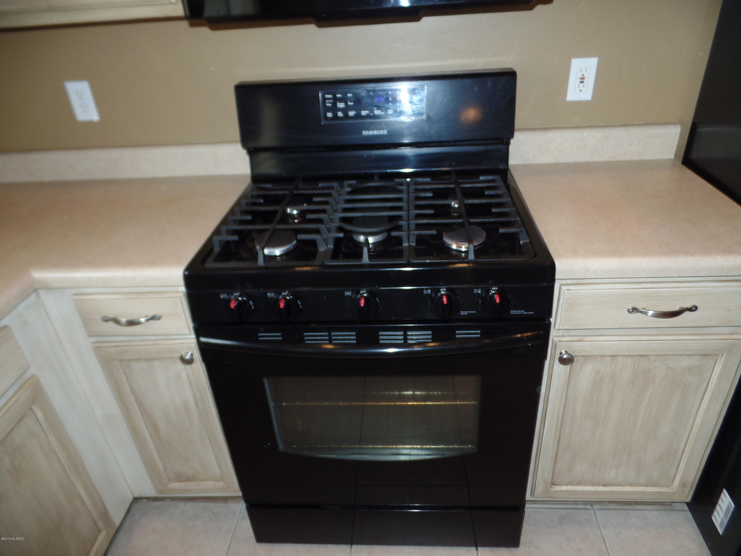 8458 South Burien Road Tucson, AZ 85747 - Photo 7 of 46