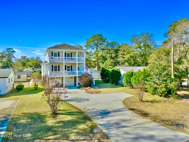 $679,900 | 1124 Park Road Southwest, Sunset Beach, NC 28468
