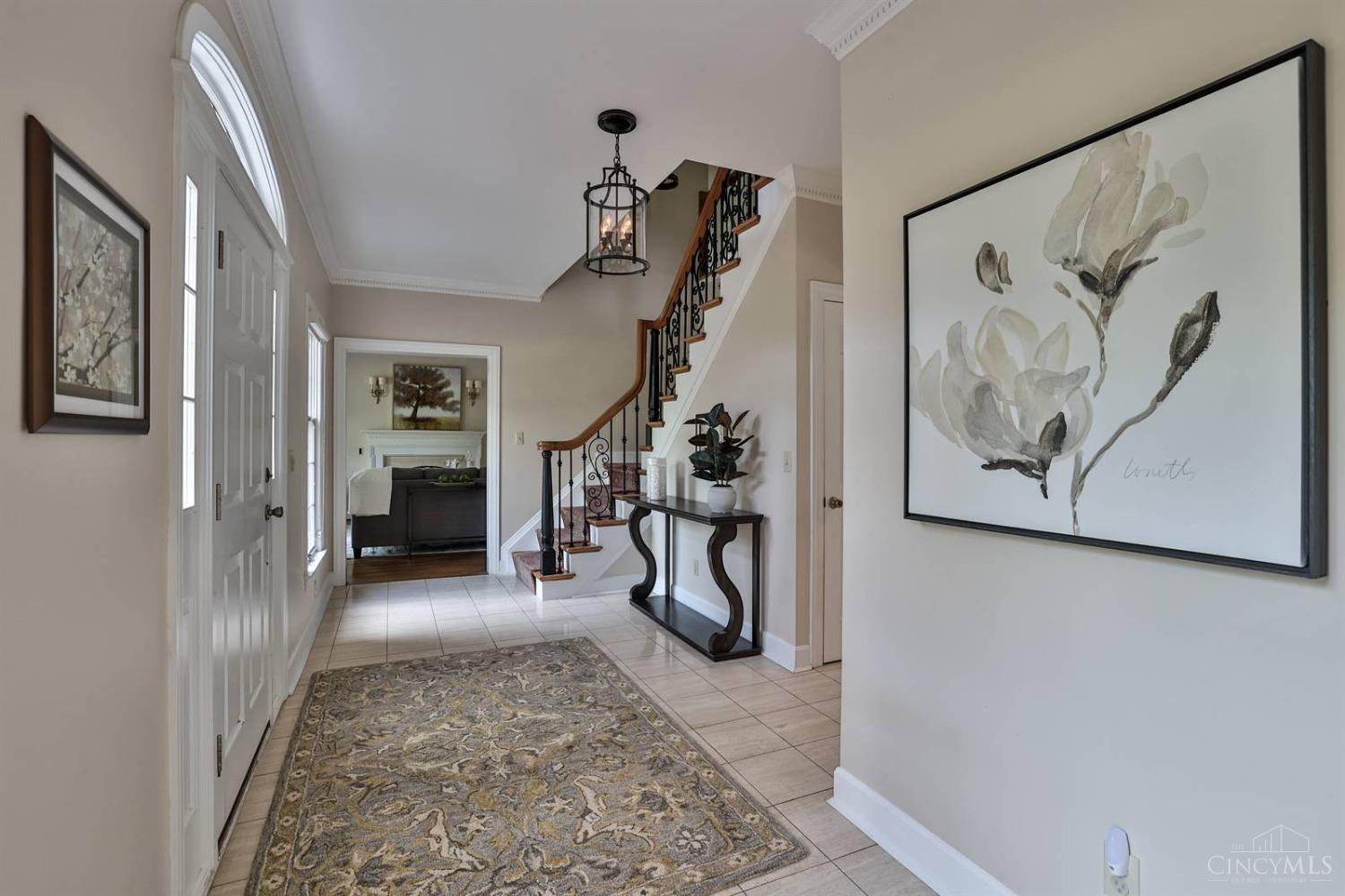 7955 Shawnee Run Road Cincinnati, OH 45243 - Photo 4 of 79