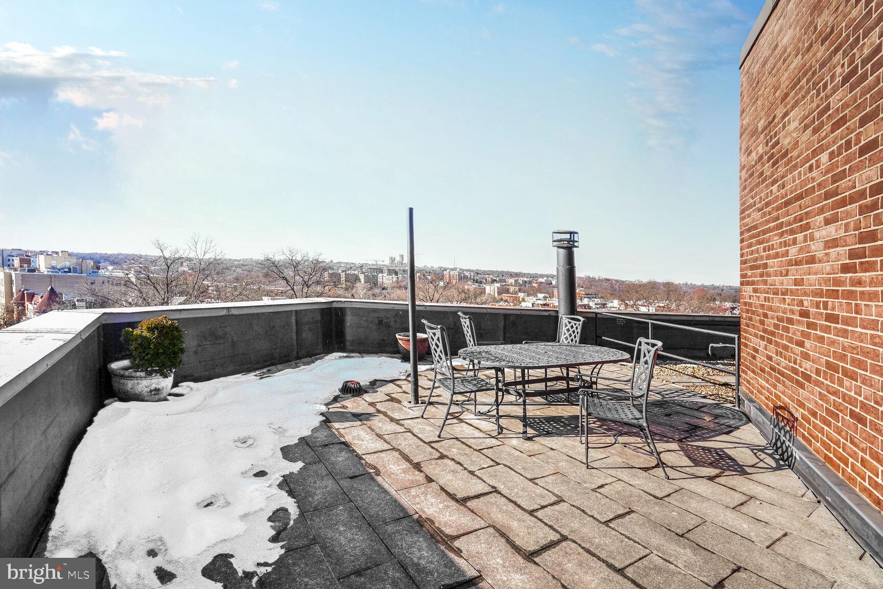 1880 Columbia Road Northwest, Unit 604 Washington, DC 20009 - Photo 23 of 26 Gallery Image 23
