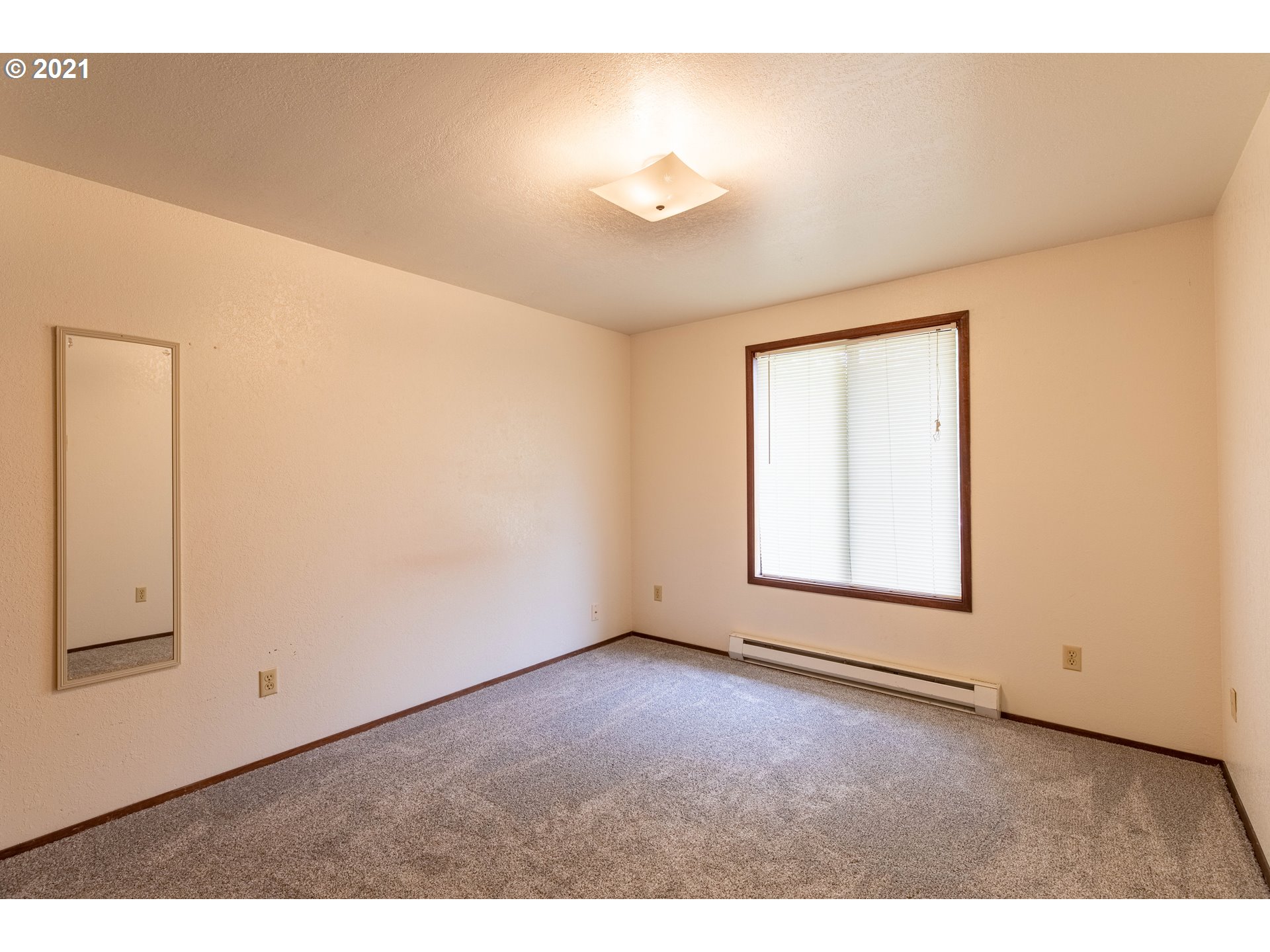 1425 Compass Circle Coos Bay, OR 97420 - Photo 20 of 24 Gallery Image 20