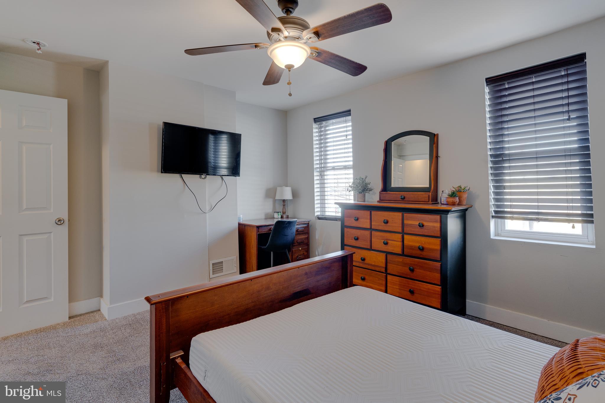 46 West Front Street Bridgeport, PA 19405 - Photo 11 of 20