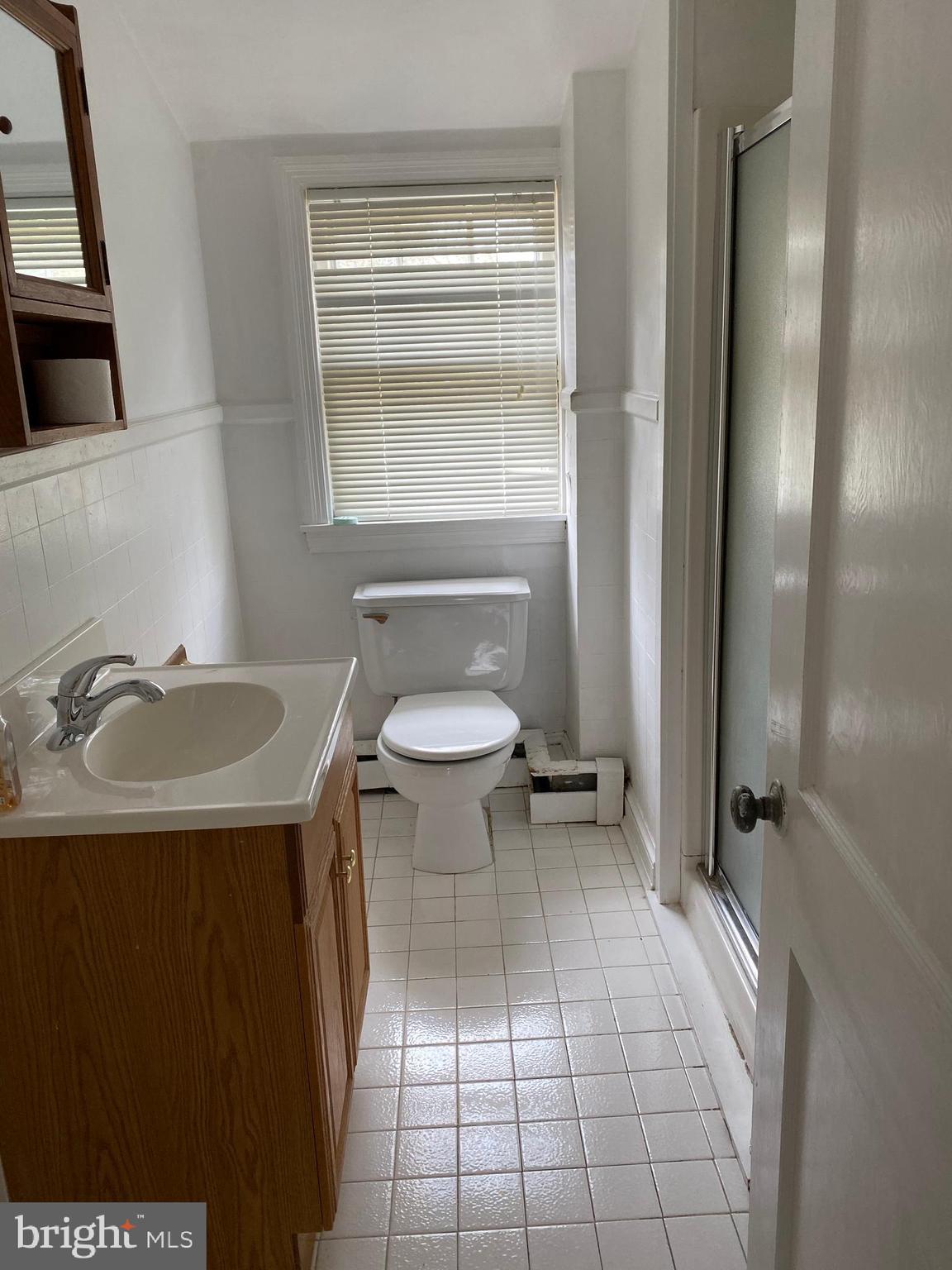 340 Bayard Road Lothian, MD 20711 - Photo 22 of 31 Second floor full bathroom