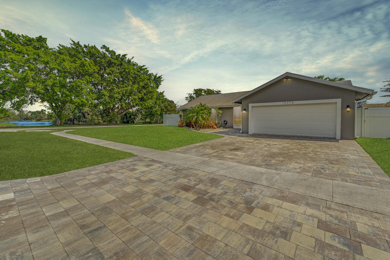 19576 Liberty Road Boca Raton, FL 33434 - Photo 2 of 62 fun twilight