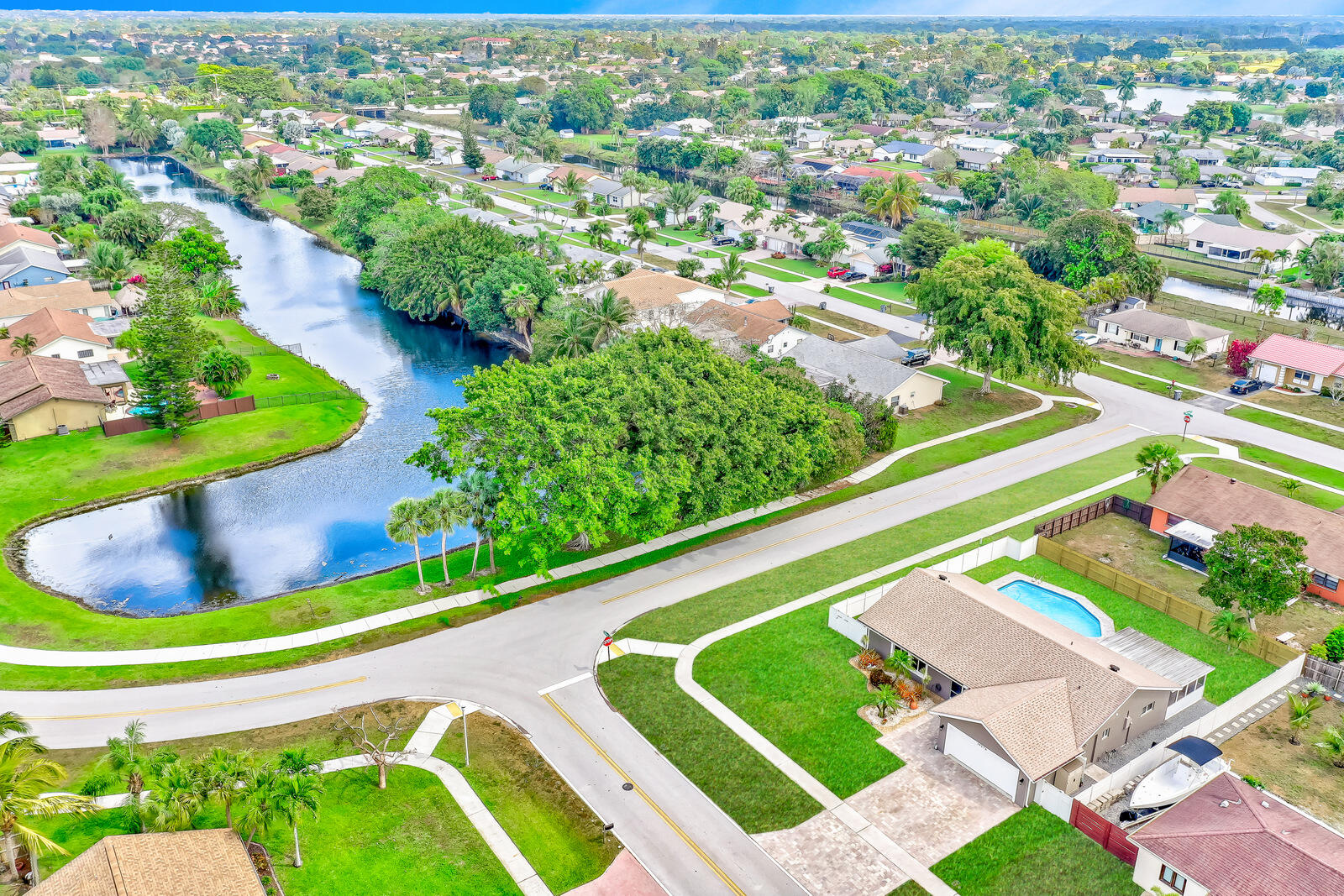 19576 Liberty Road Boca Raton, FL 33434 - Photo 4 of 62 47-19576 Liberty Rd-052