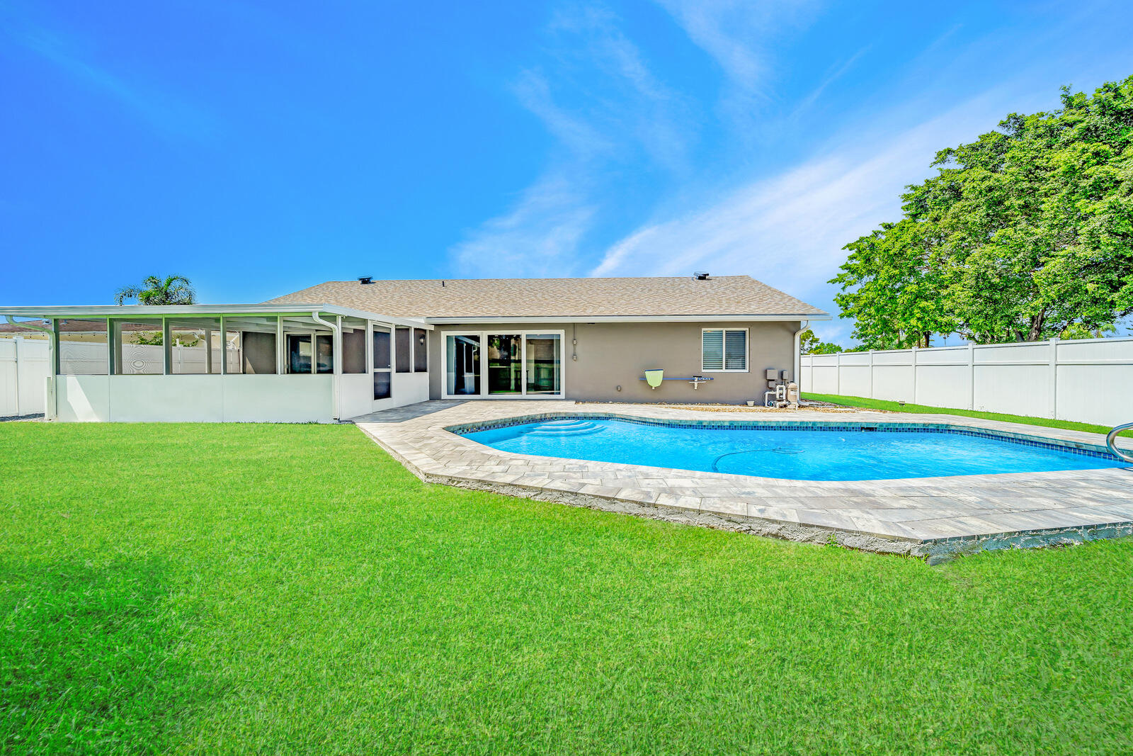 19576 Liberty Road Boca Raton, FL 33434 - Photo 41 of 62 39-19576 Liberty Rd-044