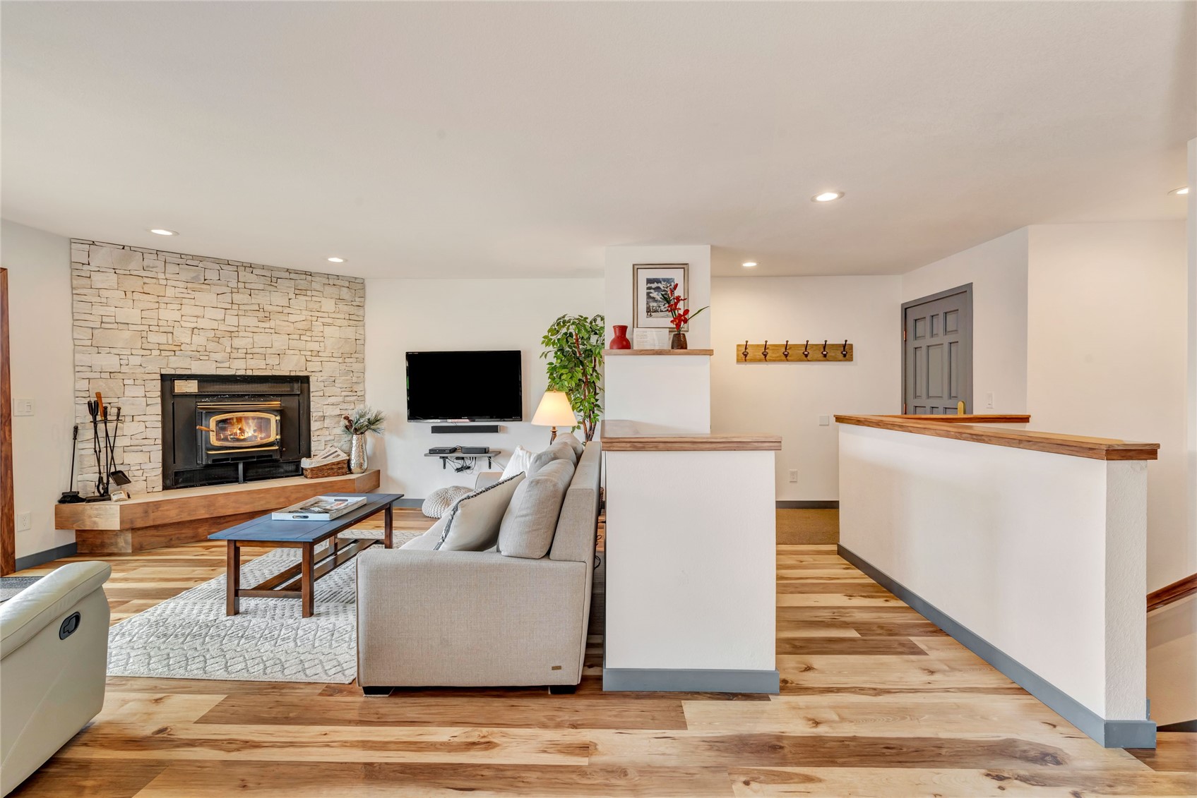 1700 Ranch Road, Unit 215 Steamboat Springs, CO 80487 - Photo 7 of 47 Entry and living room