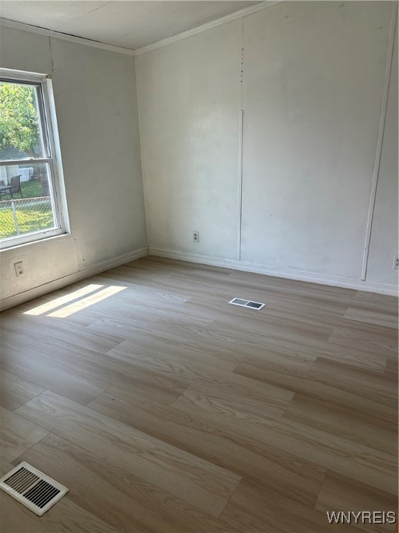 51 Ritchie Avenue, Unit 2 Tonawanda, NY 14150 - Photo 12 of 17 Owner Bedroom