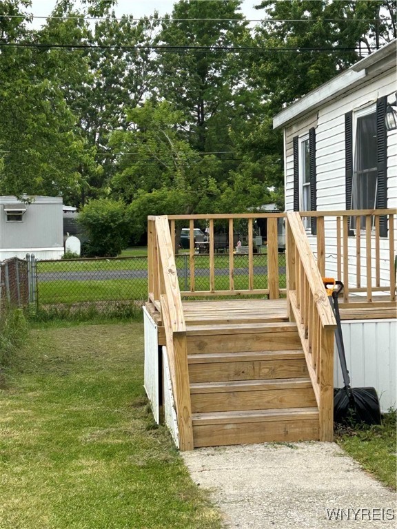 51 Ritchie Avenue, Unit 2 Tonawanda, NY 14150 - Photo 3 of 17 Entry