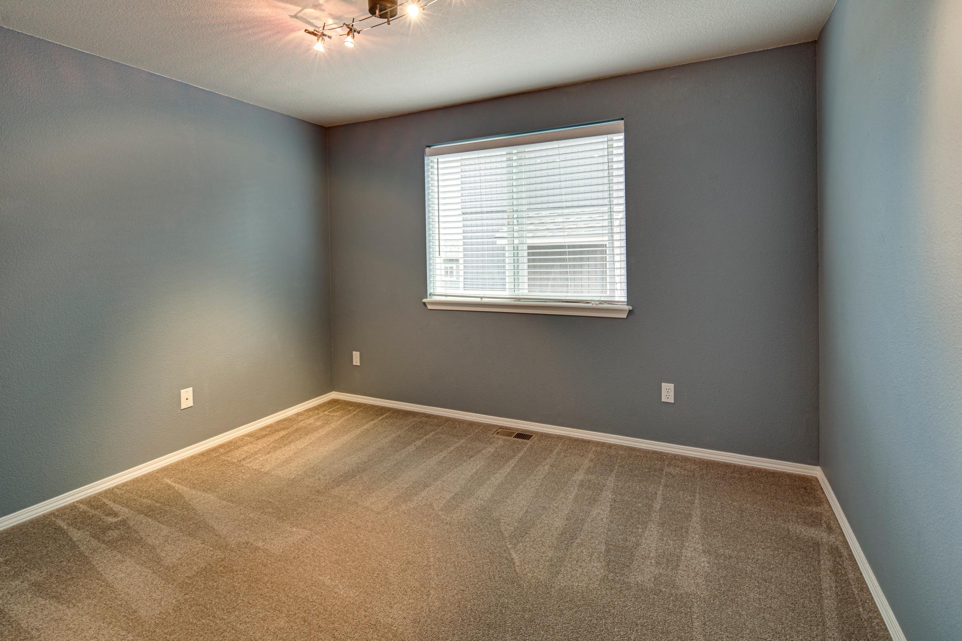 2021 Southwest 38th Street Redmond, OR 97756 - Photo 32 of 36 batch_2021SW38-154