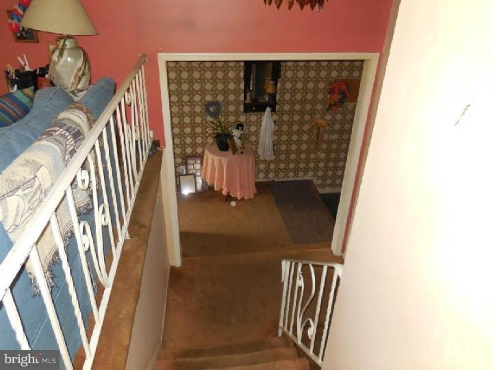 775 Lancing Road Woodbury, NJ 08096 - Photo 10 of 16 Foyer