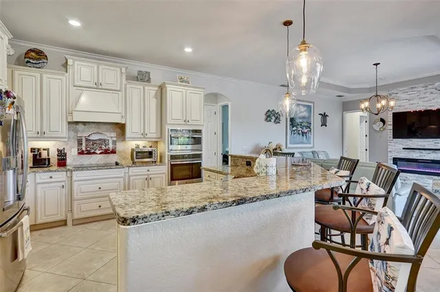 $995,000 | 610 Moorings Way, Bradenton, FL 34212