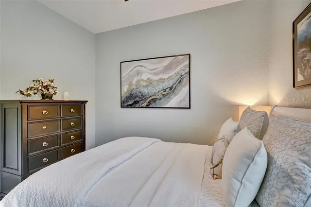 $995,000 | 610 Moorings Way, Bradenton, FL 34212