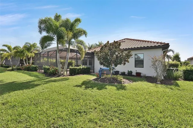 $995,000 | 610 Moorings Way, Bradenton, FL 34212
