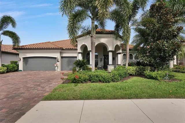 $995,000 | 610 Moorings Way, Bradenton, FL 34212