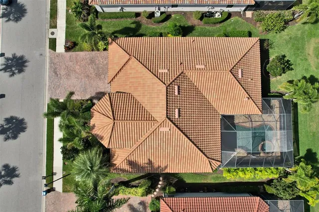 $995,000 | 610 Moorings Way, Bradenton, FL 34212