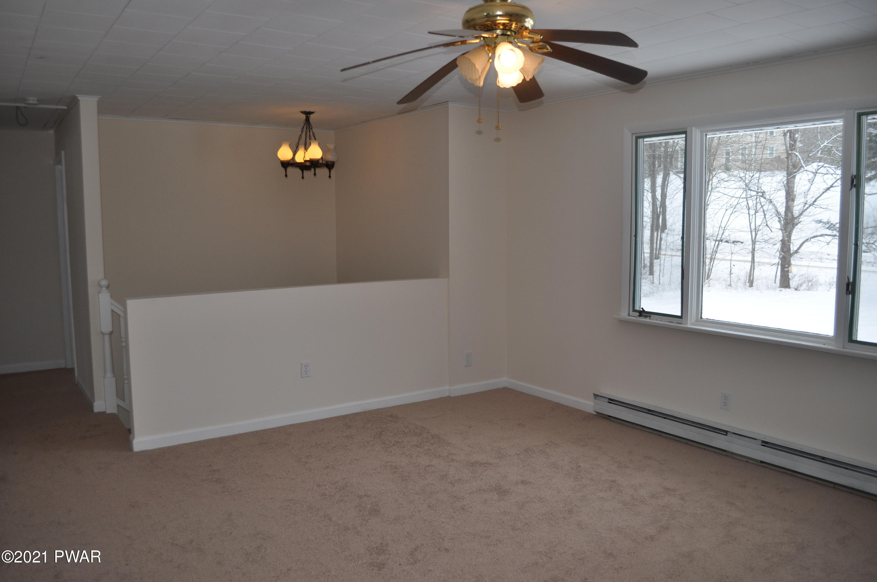 1009 Advent Road Lake Ariel, PA 18436 - Photo 4 of 29