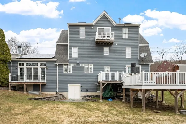$989,900 | 260 Willow Avenue, Haverhill, MA 01835