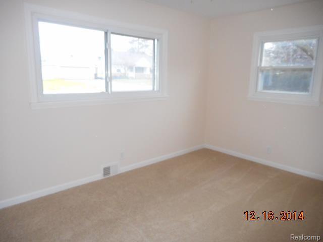 47865 Greenview Road Utica, MI 48317 - Photo 13 of 16 DSCN5862.jpg
