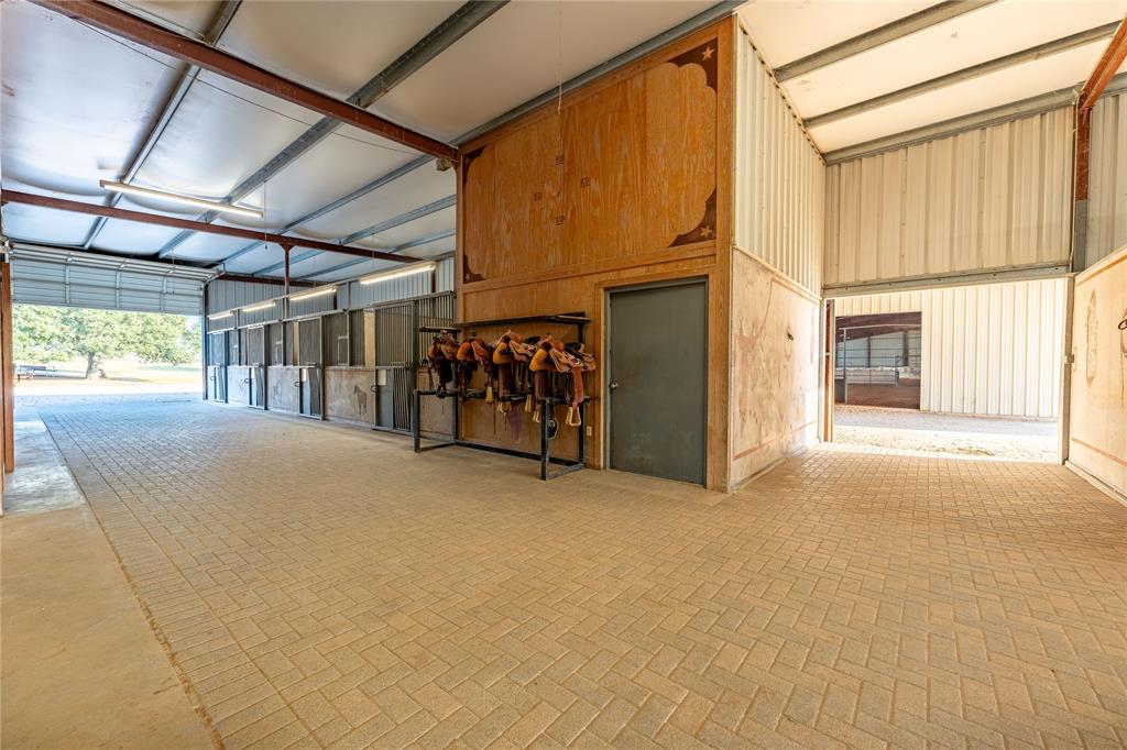 990 Farm To Market 113 Weatherford, TX 76088 - Photo 13 of 37