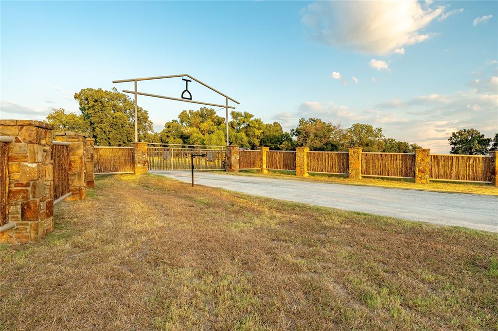 990 Farm To Market 113 Weatherford, TX 76088 - Photo 34 of 37 a view of an ocean