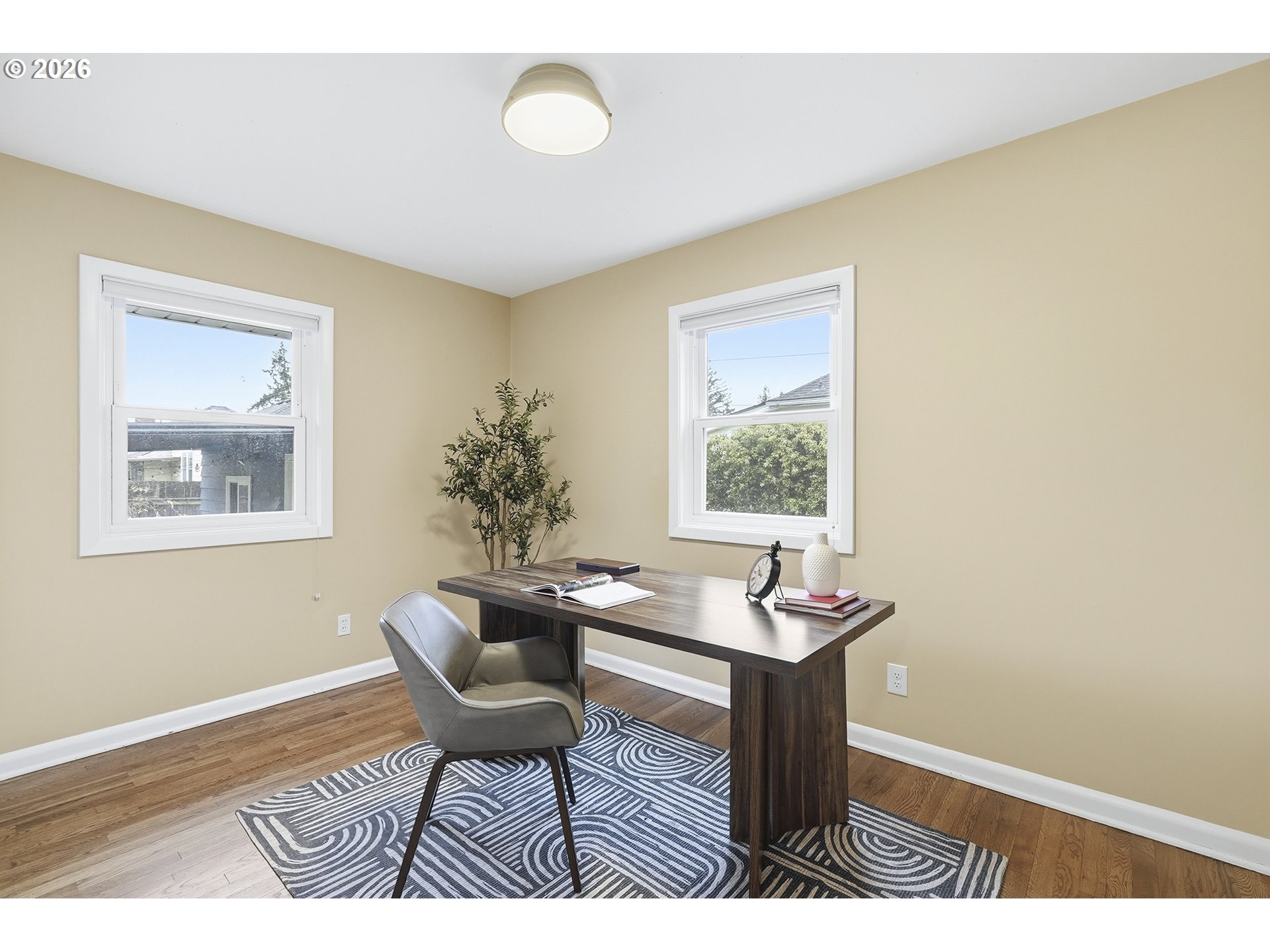 6123 Northeast Halsey Street Portland, OR 97213 - Photo 17 of 46 a workspace with furniture and window