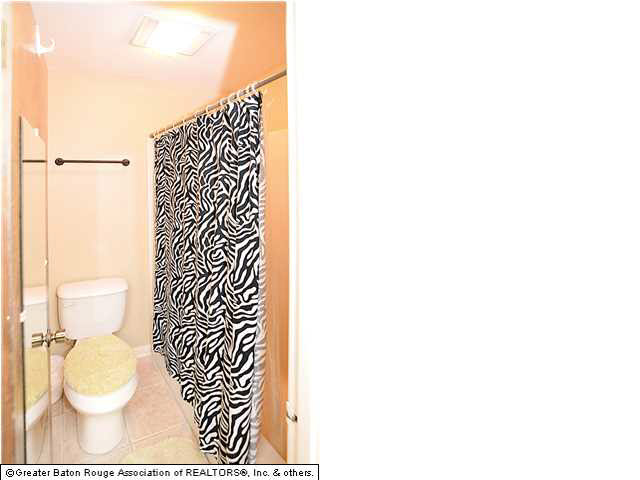 1325 Harwich Drive Baton Rouge, LA 70820 - Photo 18 of 23