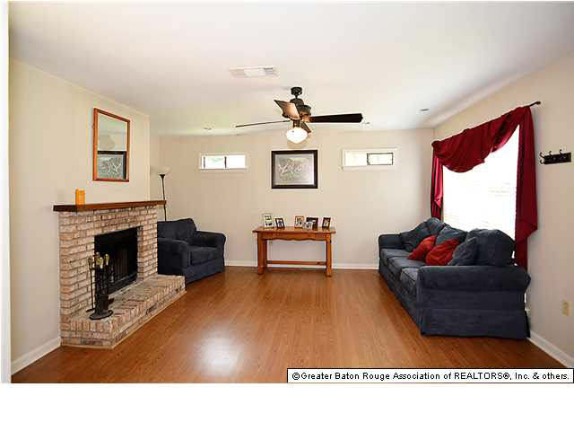 1325 Harwich Drive Baton Rouge, LA 70820 - Photo 6 of 23