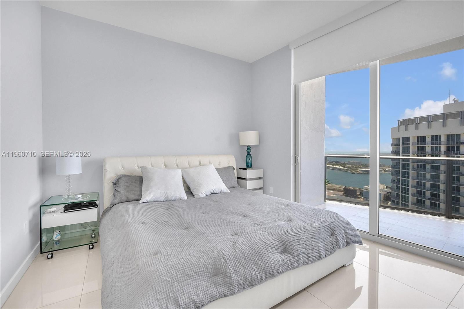 488 Northeast 18th Street, Unit PH02 Miami, FL 33132 - Photo 20 of 40