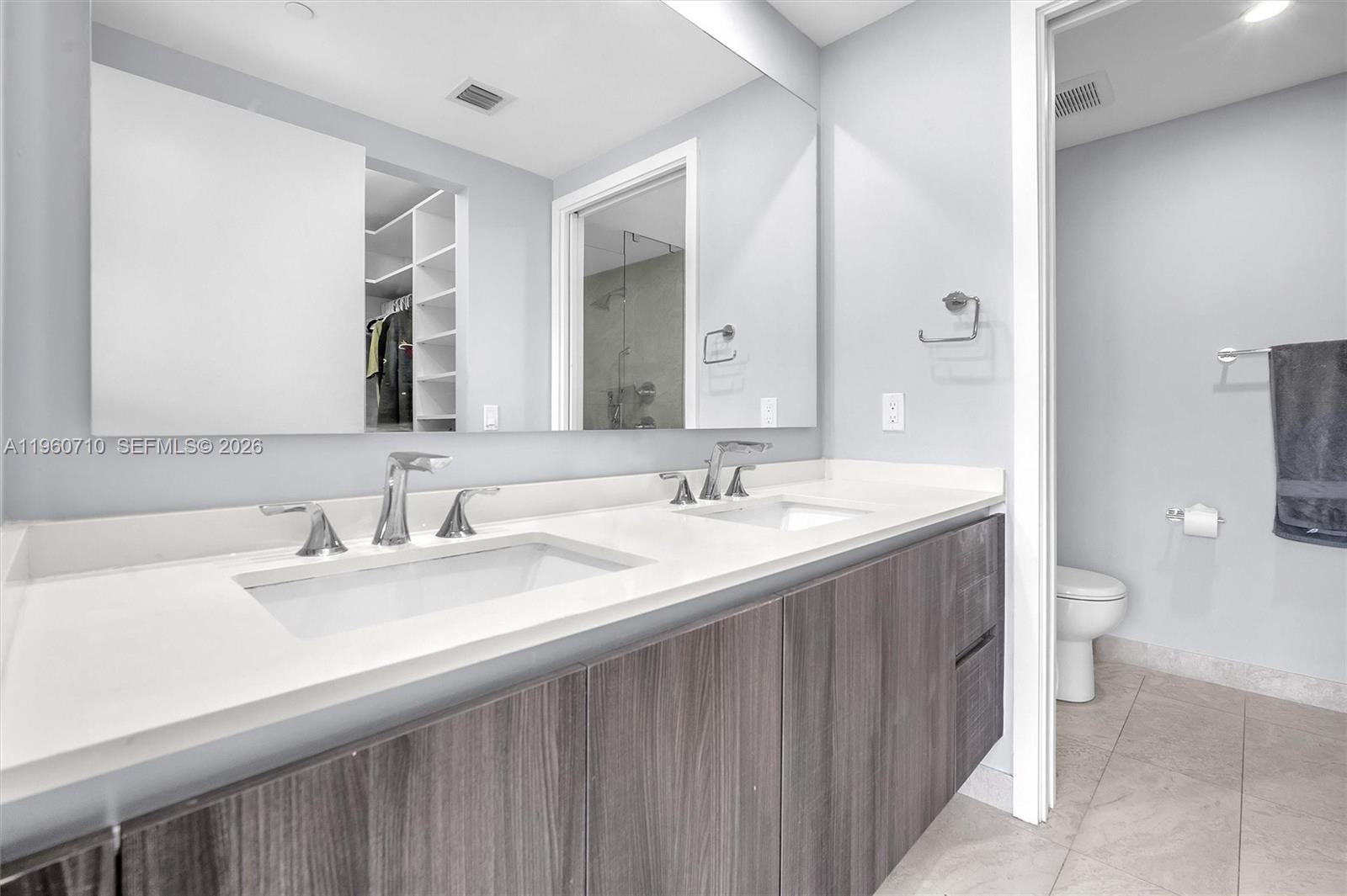 488 Northeast 18th Street, Unit PH02 Miami, FL 33132 - Photo 22 of 40