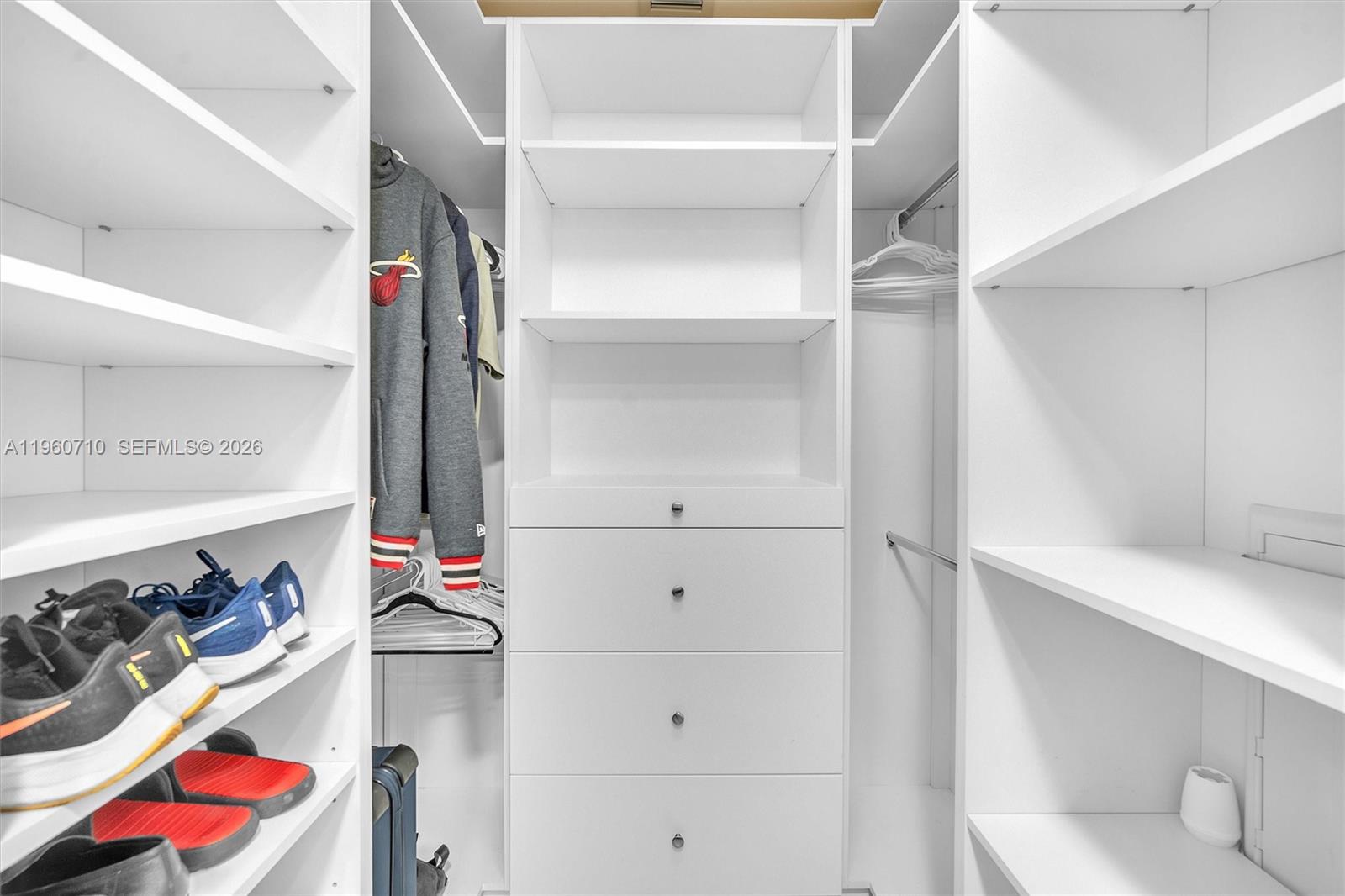 488 Northeast 18th Street, Unit PH02 Miami, FL 33132 - Photo 26 of 40