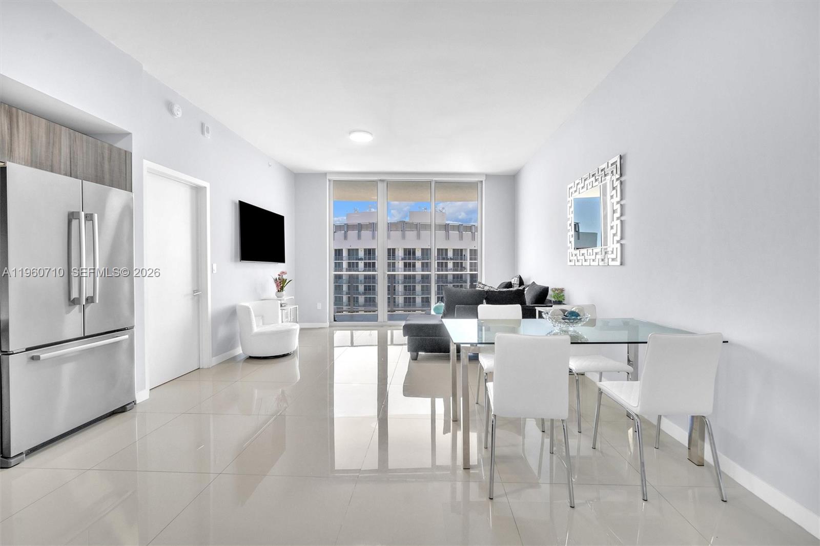 488 Northeast 18th Street, Unit PH02 Miami, FL 33132 - Photo 3 of 40