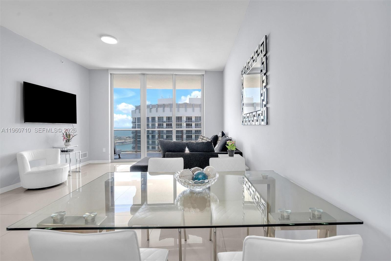 488 Northeast 18th Street, Unit PH02 Miami, FL 33132 - Photo 7 of 40