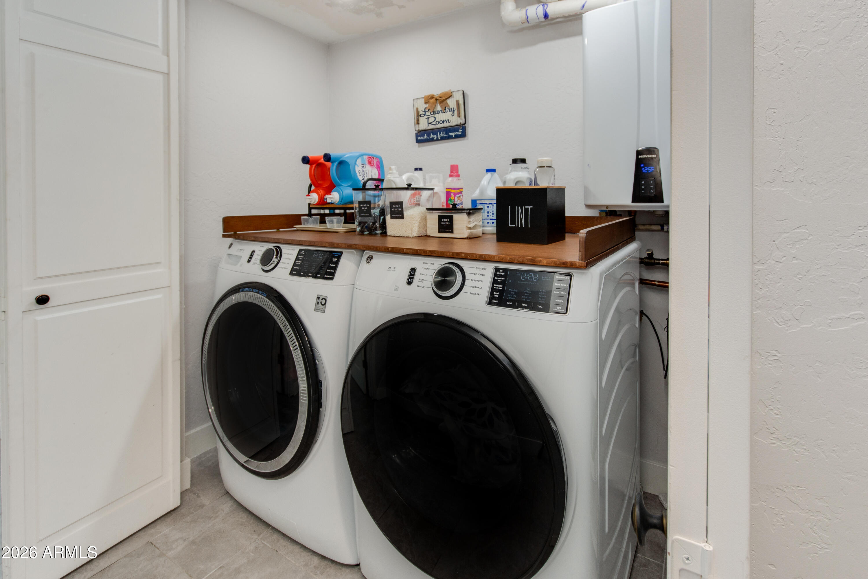 8219 North 3rd Avenue Phoenix, AZ 85021 - Photo 40 of 52 a utility room with dryer and washer