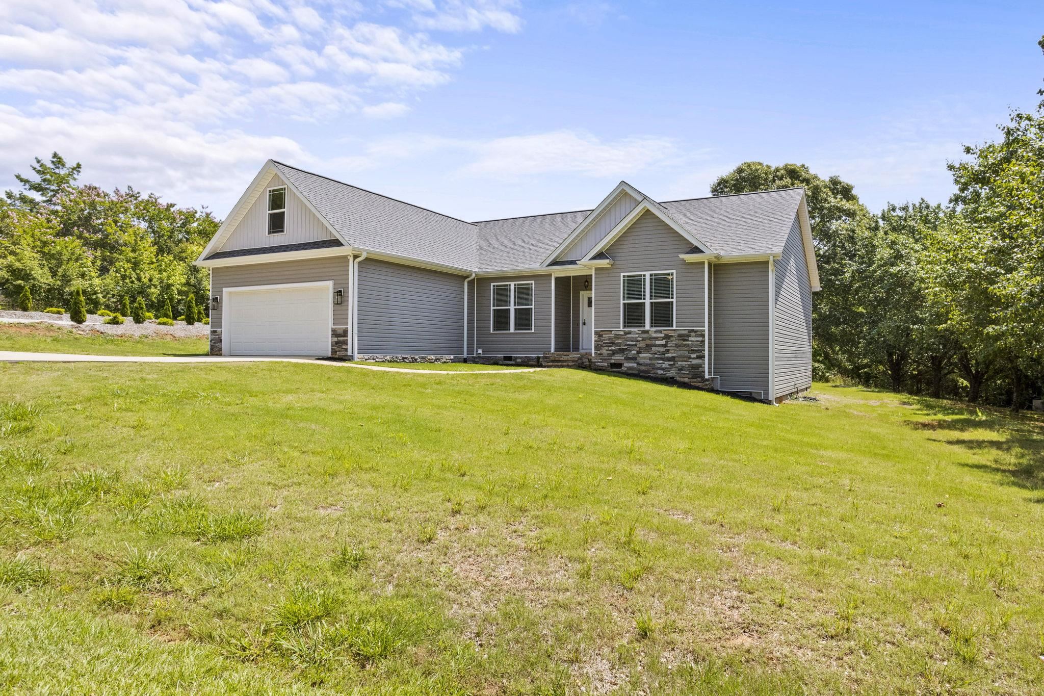 381 Butler Road Lyman, SC 29365 - Photo 2 of 25