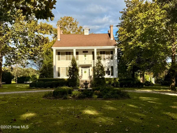 $1,800,000 | 1706 Belgrade-Swansboro Road, Maysville, NC 28555