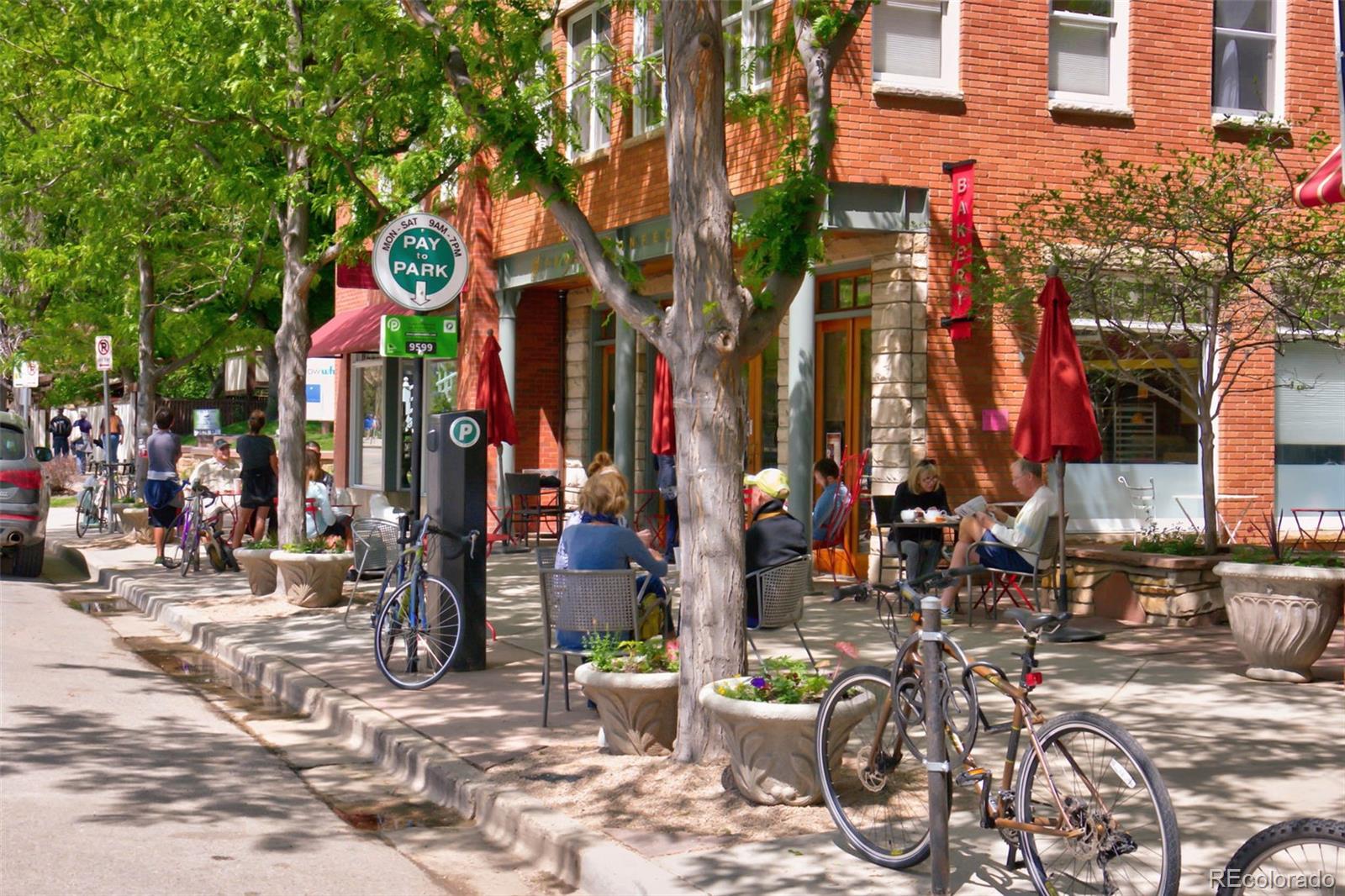 1633 4th Street, Unit C Boulder, CO 80302 - Photo 35 of 40 a group of people sitting outside of a building